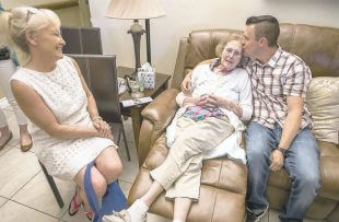 Gift of Love – Hospice Volunteers Bring Comfort by the Bagful